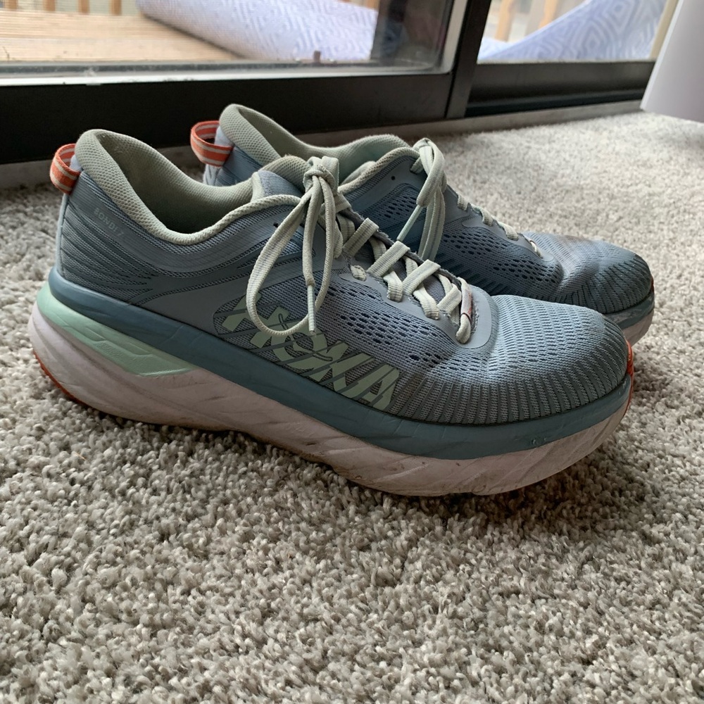 Hoka Bondi